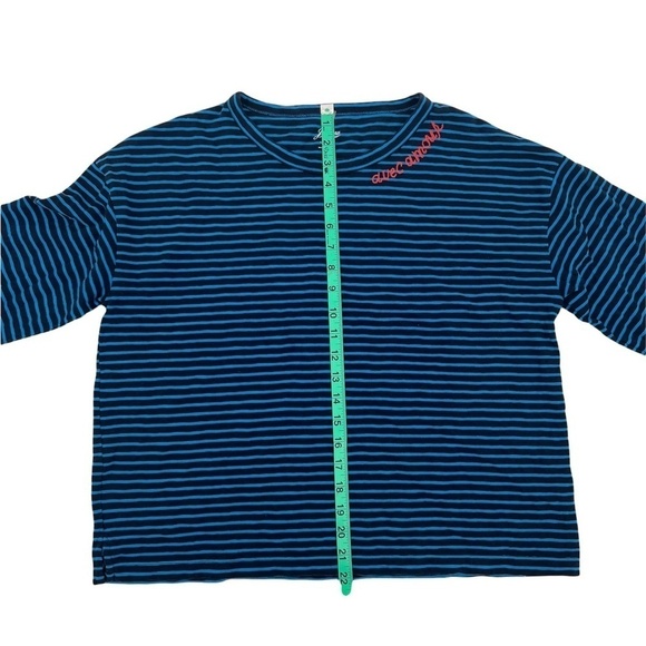 J. Crew Blue Striped Avec Amour Embroidered Boat Neck Shirt Size Medium Women’s - Picture 7 of 7